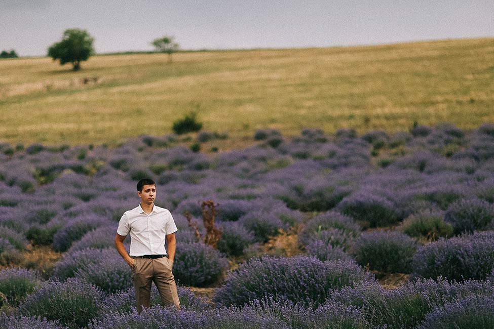 Groom waits for his bride in a lavender fields of Bessarabia.