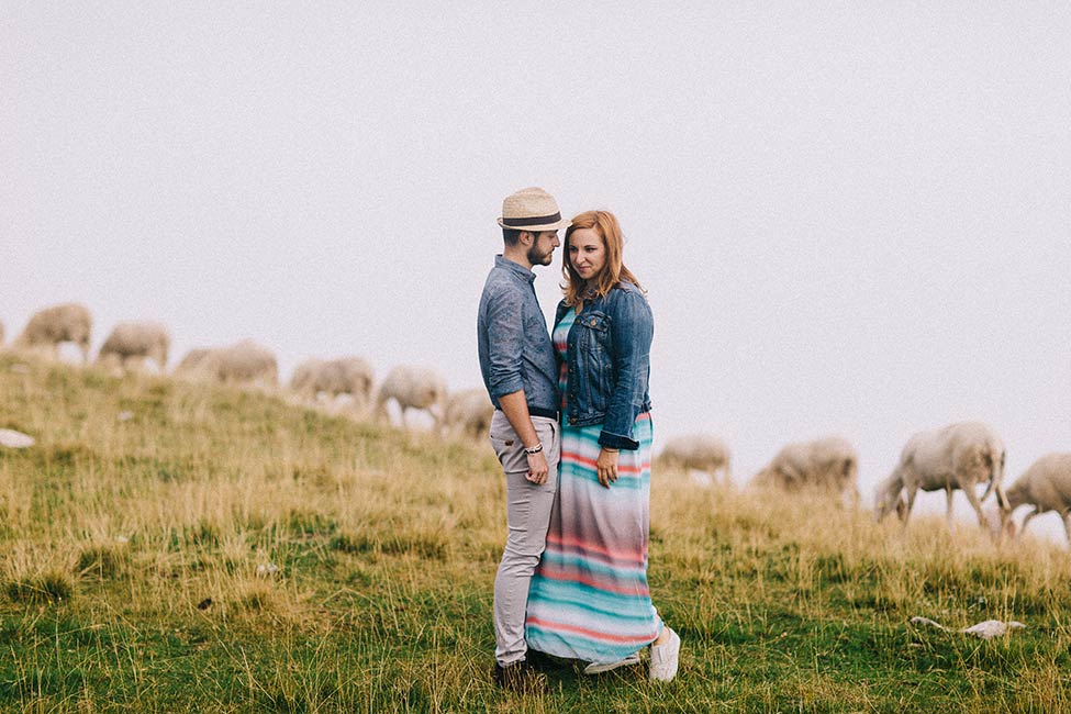 Enrioc and Eleonora are a talented Italy wedding photographer duo, but this time they are in front of the camera for stunning portraits in the Alps.